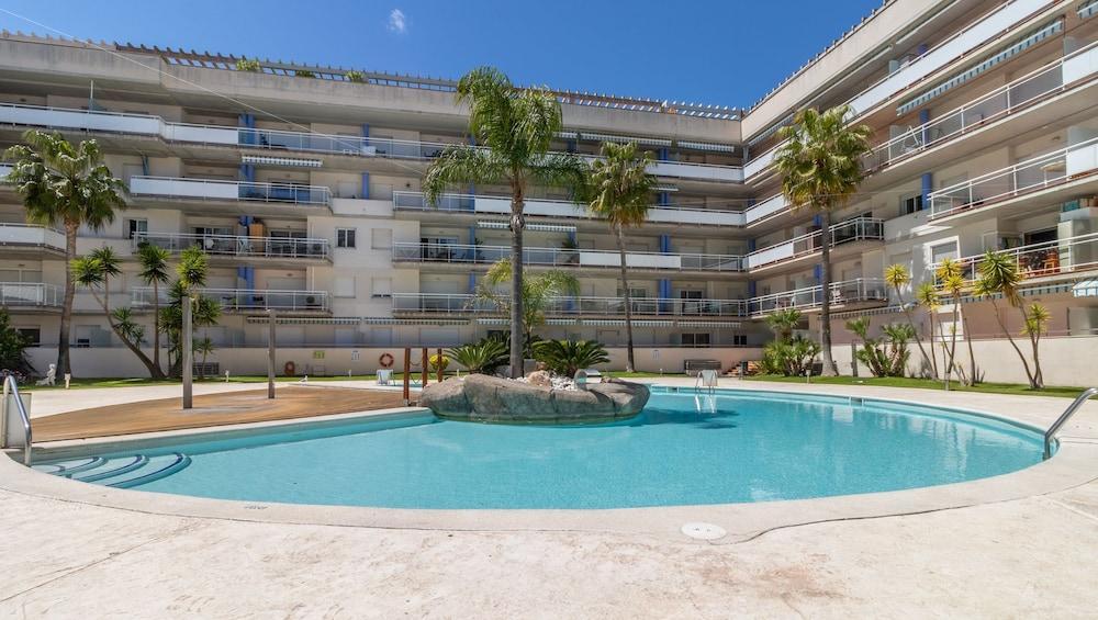 Port Canigo Apartments Roses Exterior photo
